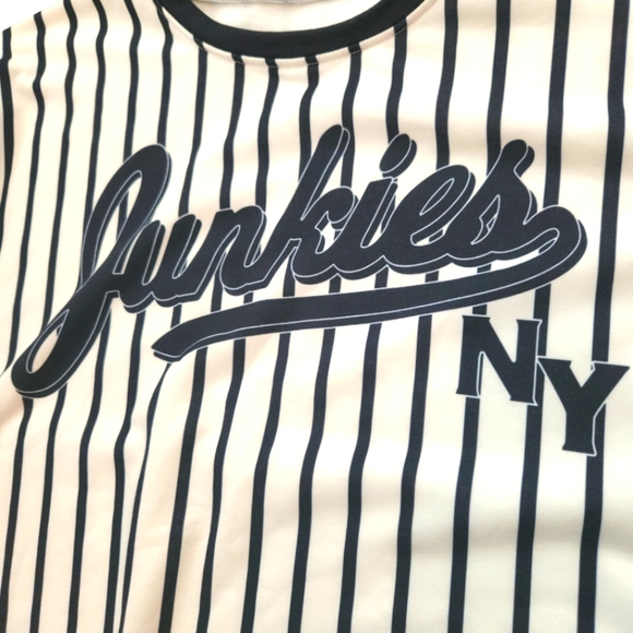 Junkies NY TrifeLife baseball sweater red/white/blue size Large 👌 - Picture 4 of 16